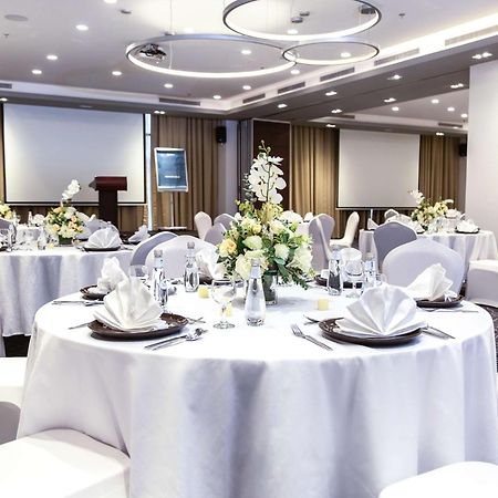 Radisson Hotel & Apartments Dammam Industrial City Eksteriør bilde