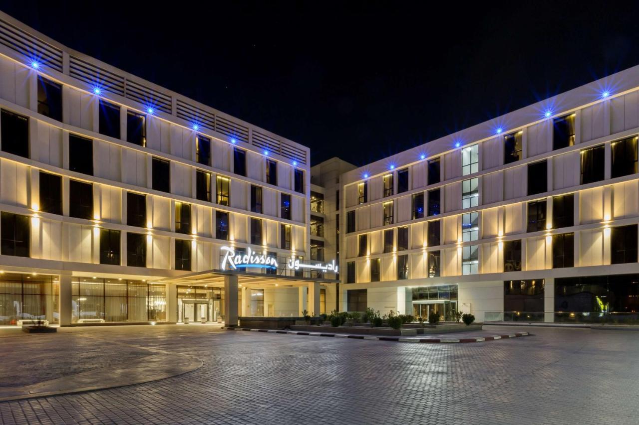 Radisson Hotel & Apartments Dammam Industrial City Eksteriør bilde