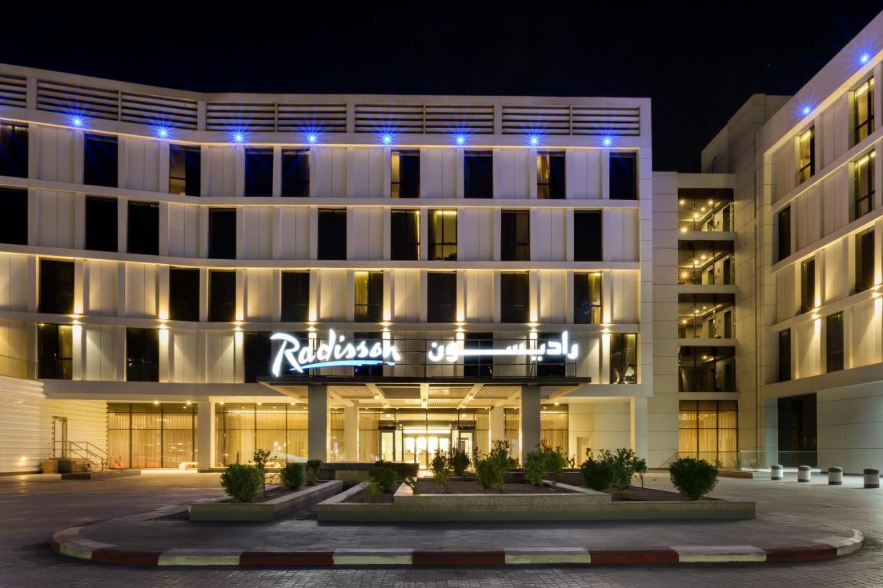 Radisson Hotel & Apartments Dammam Industrial City Eksteriør bilde