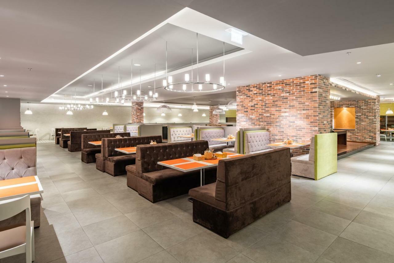 Radisson Hotel & Apartments Dammam Industrial City Eksteriør bilde