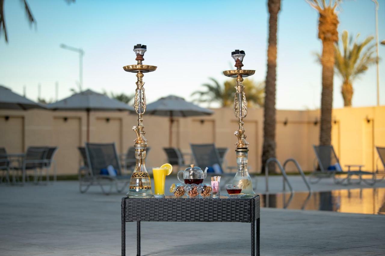 Radisson Hotel & Apartments Dammam Industrial City Eksteriør bilde